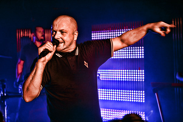 VNV Nation